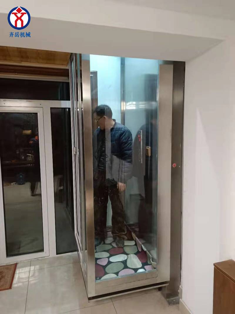 家用电梯